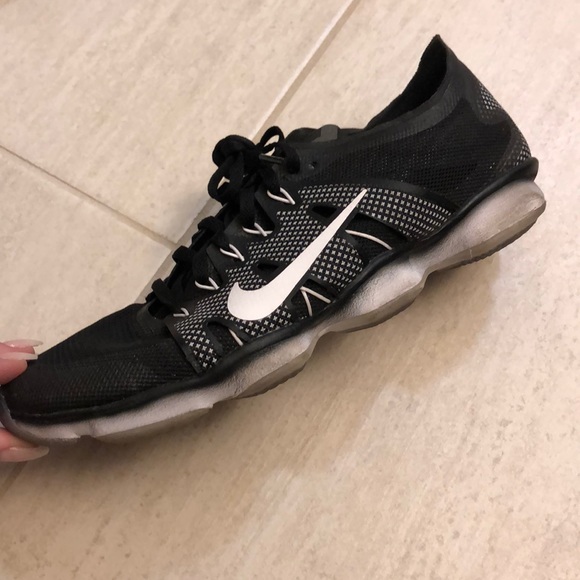 Nike ZOOM Women’s Running Shoes - Picture 2 of 7